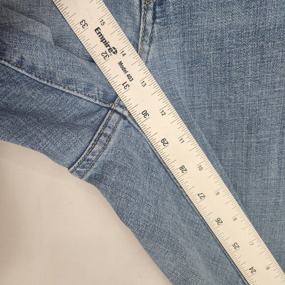 Levi Classic Bootcut Women's 33 Mid Rise Light Wash Stretch Denim Blue Pants - Picture 5 of 8